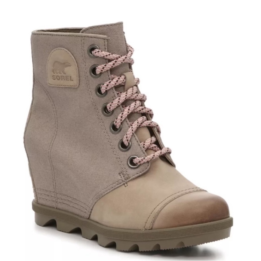 Sorel Women's Beige Lace Up Wedge Boots Joan of arctic ll